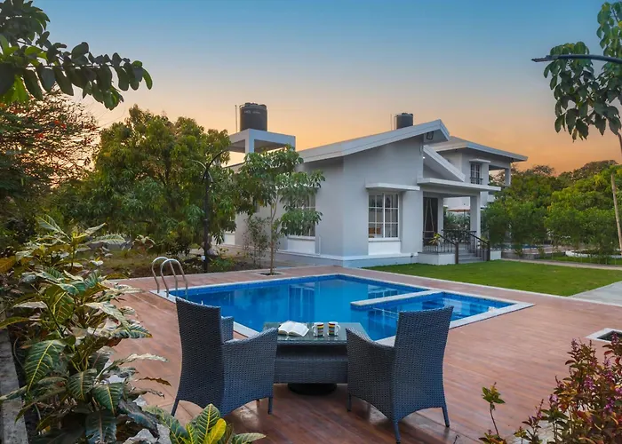 Villa: Saffronstays Serene Retreat, Alibaug